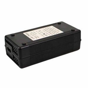 cargador-6S-21.6V-2A-conector-5.5x2.1mm-las-palmas-gran-canaria-tenerife-canarias-patineteros-1