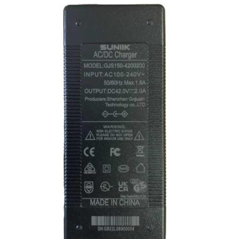 cargador-42v-2Ah-conector-dc5521-premium-las-palmas-tenerife-canarias-12