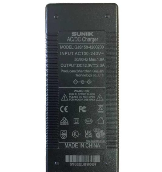 cargador-42v-2Ah-conector-dc5521-premium-las-palmas-tenerife-canarias-12