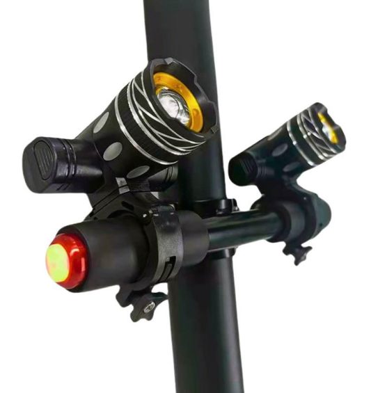 faros-led-recargables-2-con-manillar-las-palmas-tenerife-canarias-patineteros-10