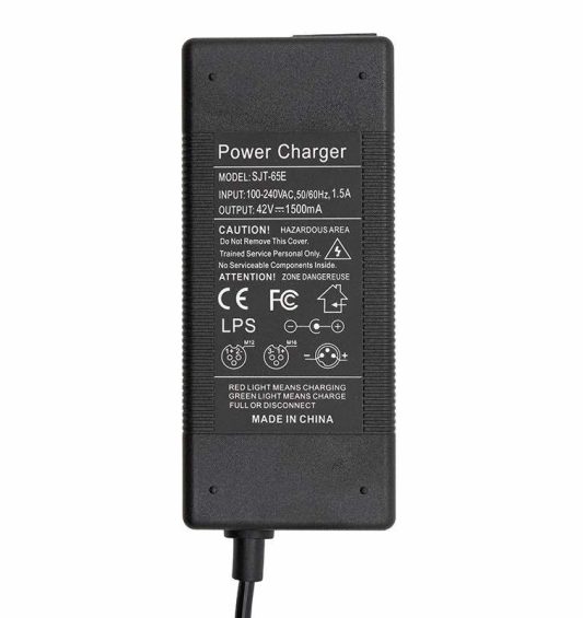 cargador-42v-1,5Ah-dc5525-las-palmas-tenerife-canarias-patineteros-